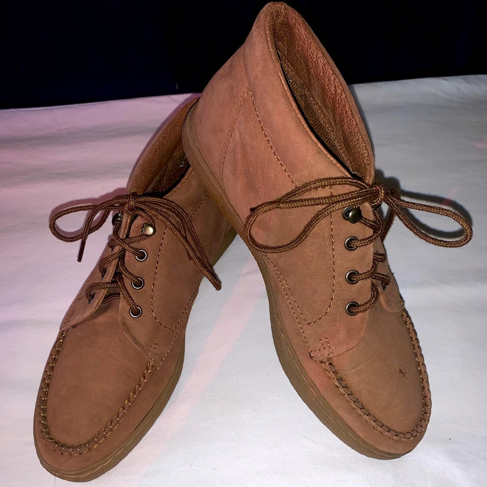 Easy Spirit Woman’s shoes!